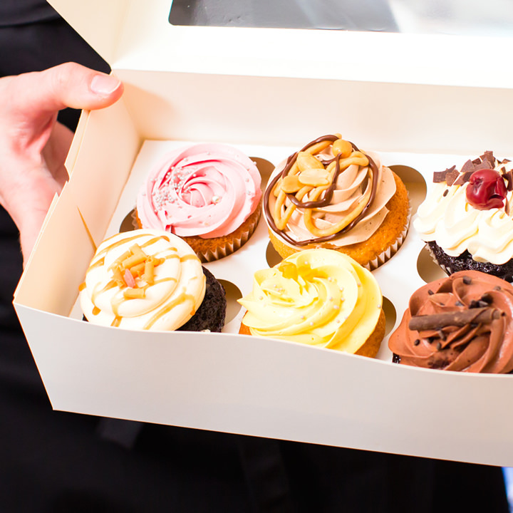 Cake Boxes & Packaging