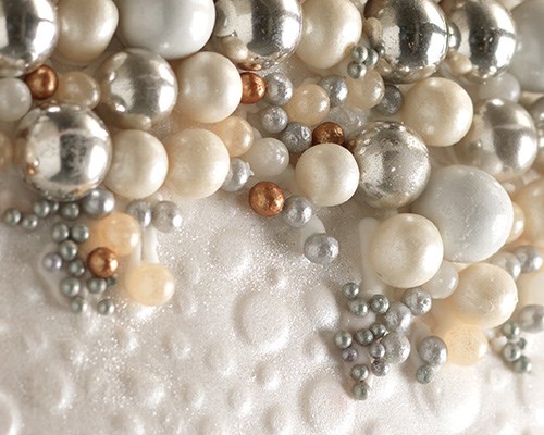 Edible Cake Decorations -Sugar Pearls & Dragees