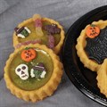 Culpitt Halloween Sugar Cake Decorations - Pack of 12 Alternative Image