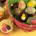 10 Easter Chick Sugar Decorations Alternative Image