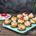 Decocino Muffin Tin - Mint Green Alternative Image