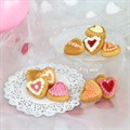 PME 12 Cup Mini Heart Pan Alternative Image
