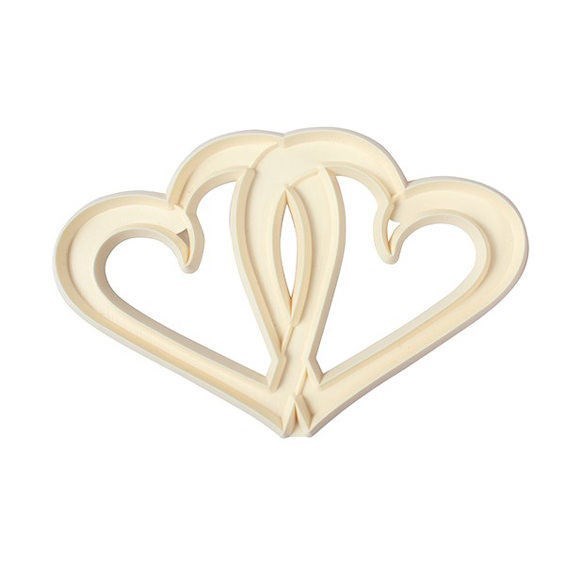 FMM Entwined Hearts Cutter