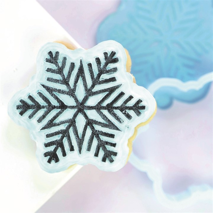 Sweet Stamp Snowflake OUTboss Stamp n Cut Set