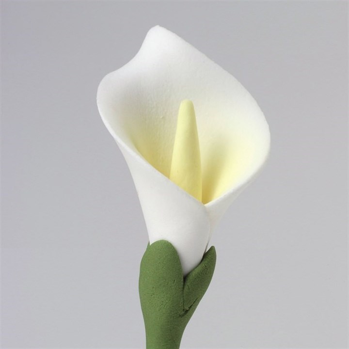 Sugar Calla Lily Cake Decorations - Pack of 32